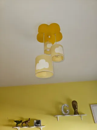 Lámpara infantil flor amarilla