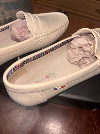 Mocasines color beige talla 37
