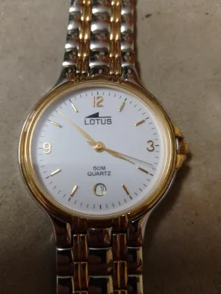 Reloj Lotus para piezas