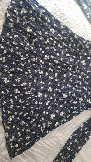 Vestido camisero floral Stradivarius Talla L