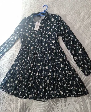 Vestido camisero floral Stradivarius Talla L