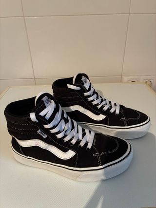Zapatillas Vans SK8-Hi Negras
