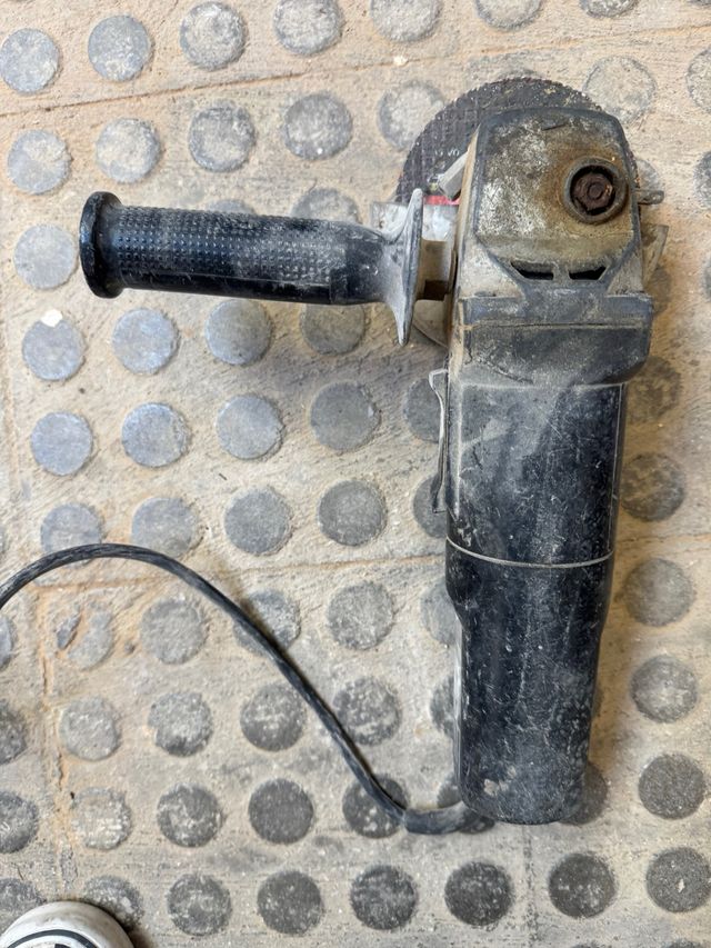 Smerigliatrice angolare elettrica