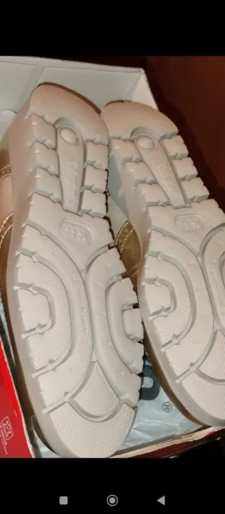 Zapatos Callaghan Beige y Dorado