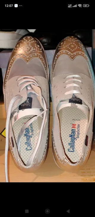 Zapatos Callaghan Beige y Dorado