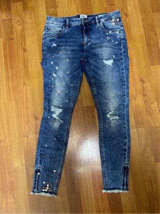 Vaqueros ONLY mujer con perlas