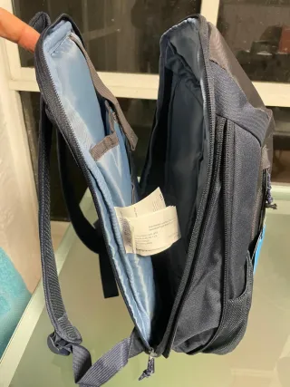Mochila HP para portátil de 18L.