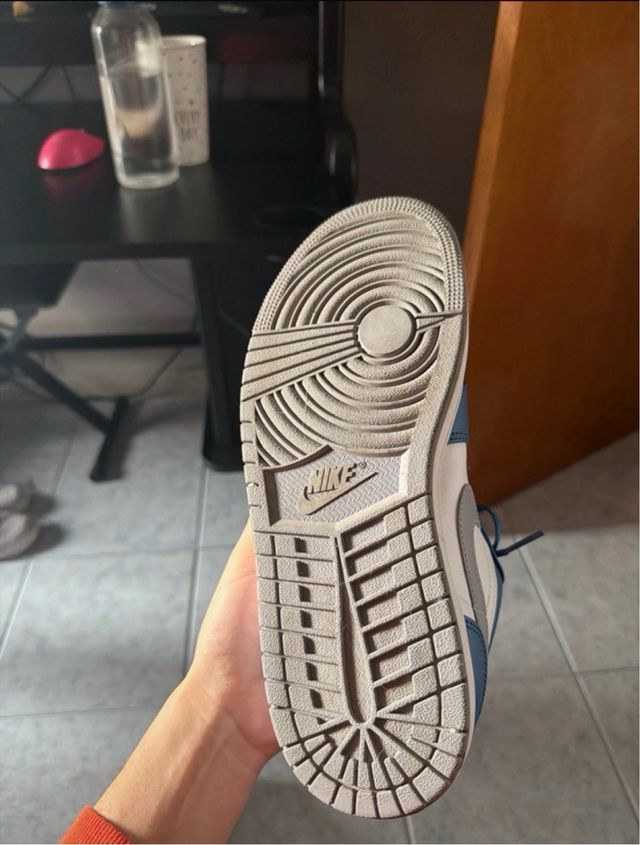 Zapatillas Jordan Azul y Blanco