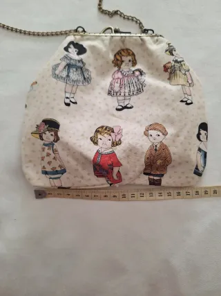 Bolso fiesta vintage hecho a mano.