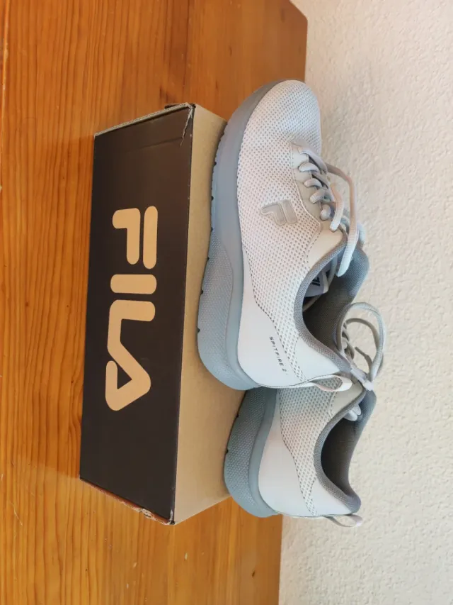 Zapatillas Fila Gimnasio Mujer Gris