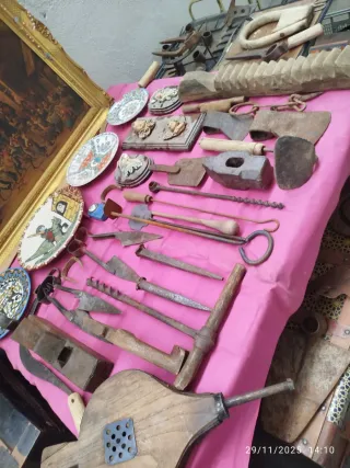 Lote de antigüedades variadas escucho ofertas