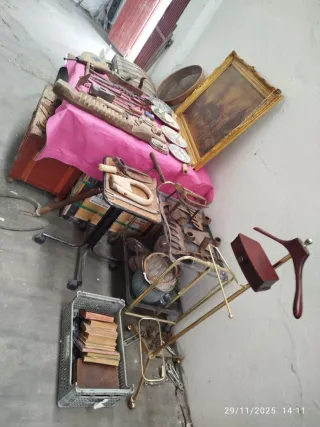 Lote de antigüedades variadas escucho ofertas