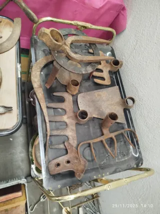 Lote de antigüedades variadas escucho ofertas