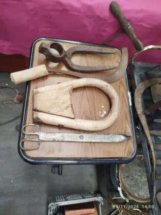 Lote de antigüedades variadas escucho ofertas