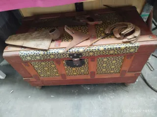 Lote de antigüedades variadas escucho ofertas