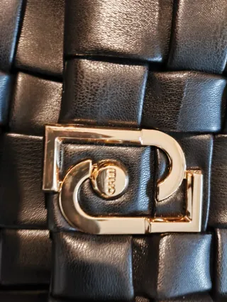 Bolso Liu Jo Negro y Dorado