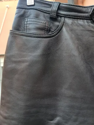 Pantalón de piel maravillosa