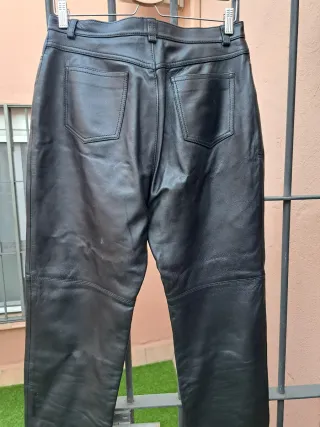 Pantalón de piel maravillosa