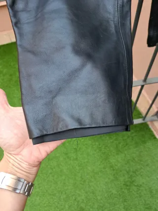 Pantalón de piel maravillosa