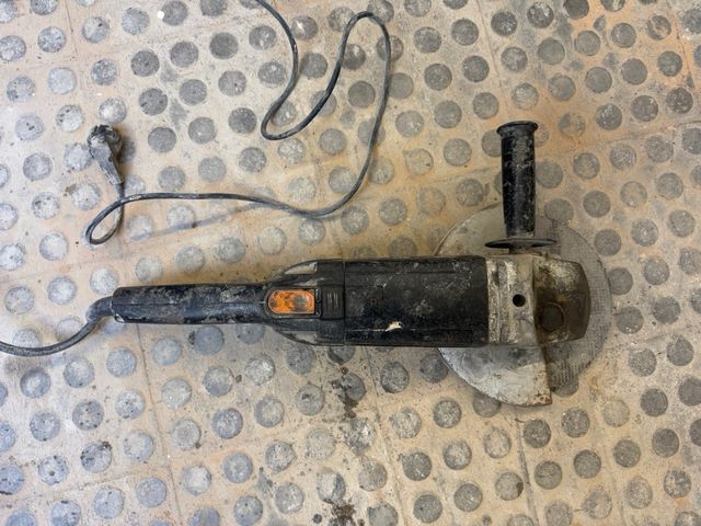 Smerigliatrice angolare AEG WSA 1900