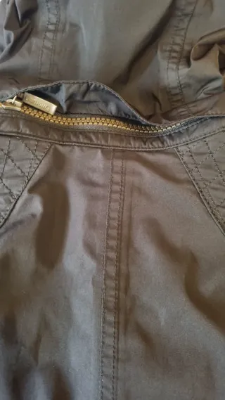 Barbour impermeable Featherweight Rebel jacket