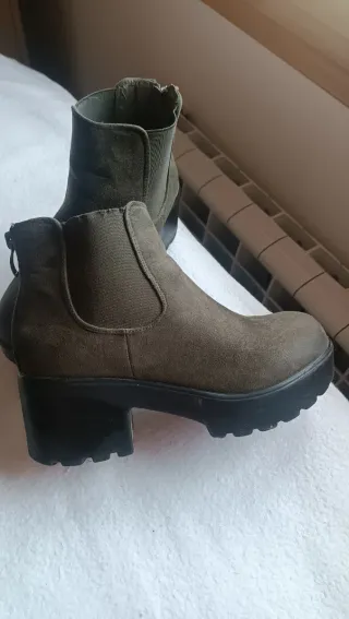 Botines plataforma T.38 verde