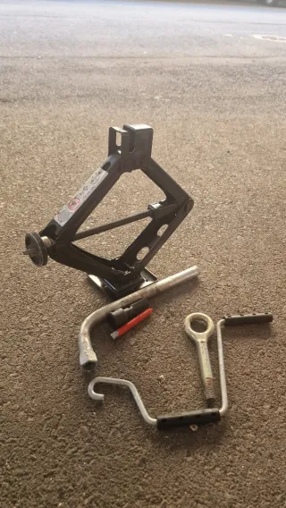 Gato mecánico para coche