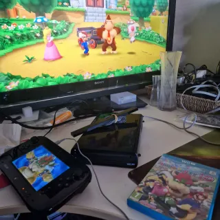 Consola Wii U Negra + 5 Juegos (El gato no)