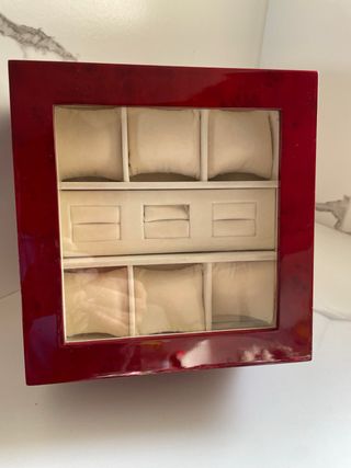 Joyero madera para relojes y anillos.