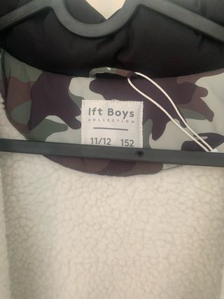 Chaqueta invierno niño camuflaje.  Talla 11/12