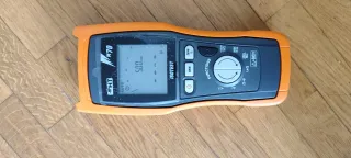 Medidor de aislamiento M70