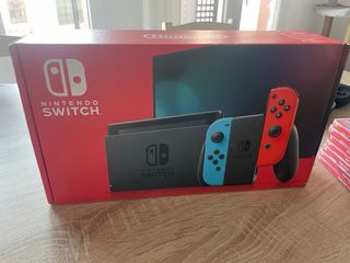 Nintendo Switch Negra Caja Poco Uso JUEGOS APARTE