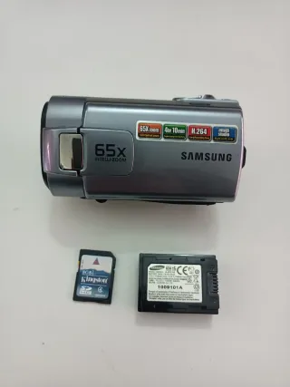 Videocamera Samsung Hyper Dis funziona con batteri