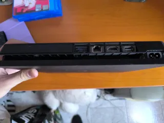 PlayStation 4 Slim 500GB Nera