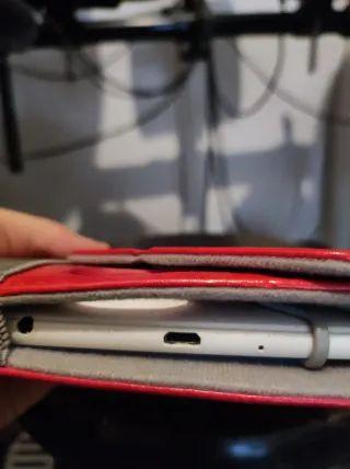 Tablet Alcatel Pixi 4 (7) con funda