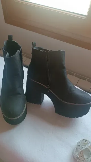 Botines plataforma negros talla 38