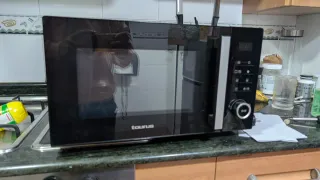 Microondas Taurus 25L Horno - Como Nuevo
