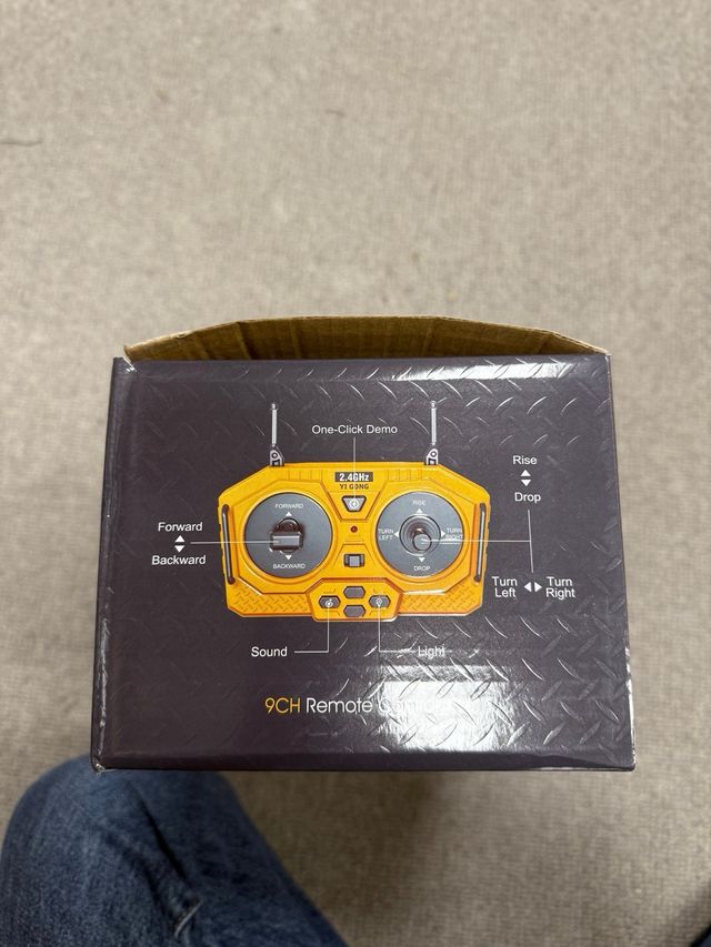 Escavatore telecomandato 2.4GHz