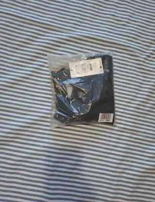 Kalote - Top negro escote halter