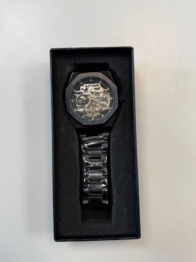 Orologio Meccanico Nero e Argento