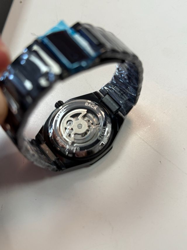 Orologio Meccanico Nero e Argento