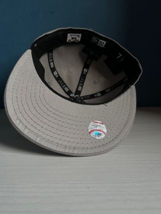 Gorra New Era LA Gris