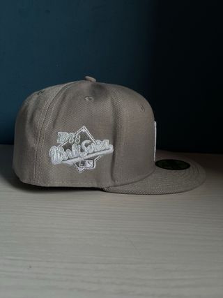 Gorra New Era LA Gris