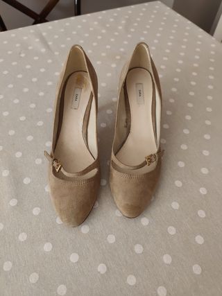 Zapatos Zara Ante Beige nuevos