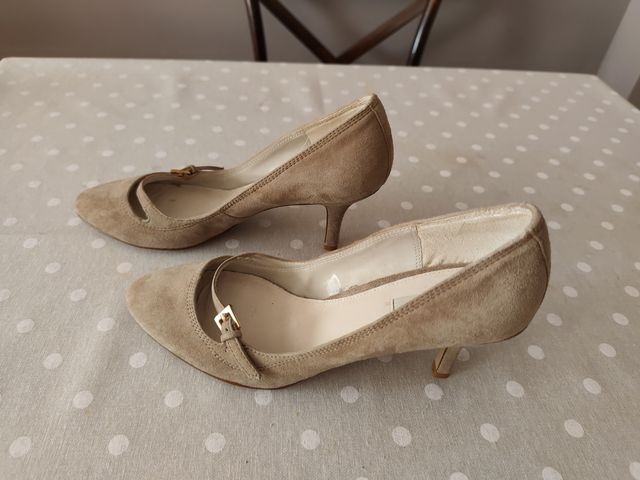 Zapatos Zara Ante Beige nuevos