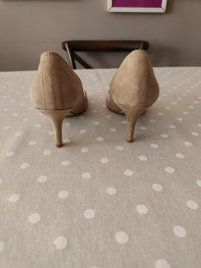 Zapatos Zara Ante Beige nuevos
