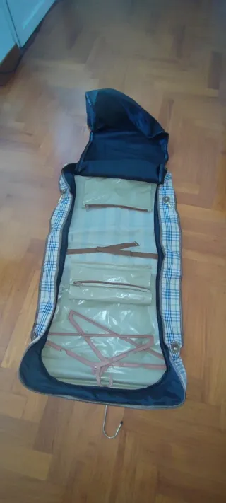 Porta abiti vintage a quadri