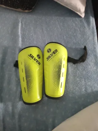 Espinilleras Silver Team Sports