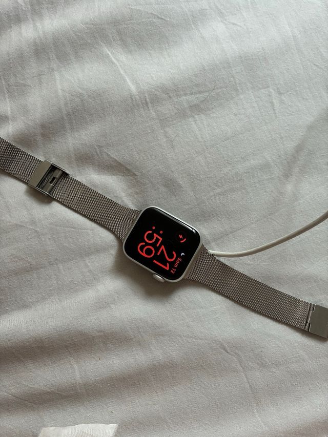 Apple Watch SE 40mm GPS Aluminio