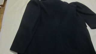 Abrigo de caballero estilo clásico